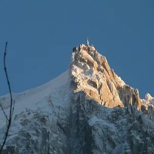 https://la-cubelette.hotels-rhonealpes.com